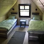 Apartment Bokodi Vendeg- Es Horgaszhaz Oroszlány